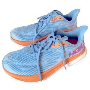 Hoka Women’s Clifton 9